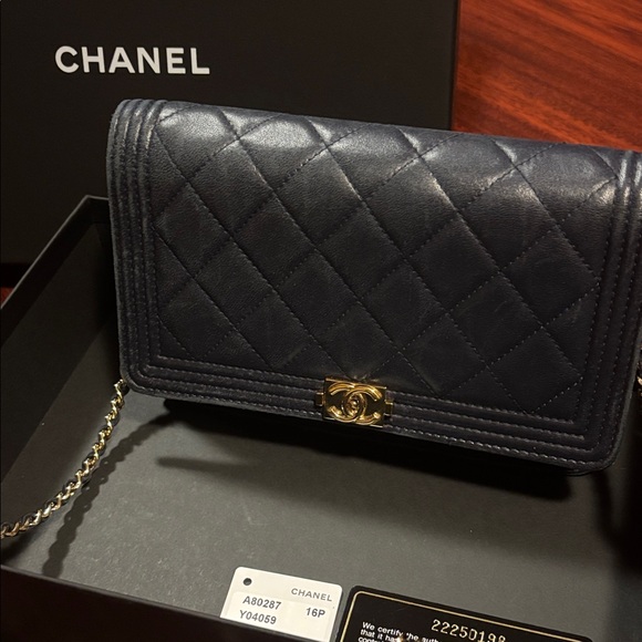 Chanel Navy Quilted Leather Clutch - Picture 1 of 5